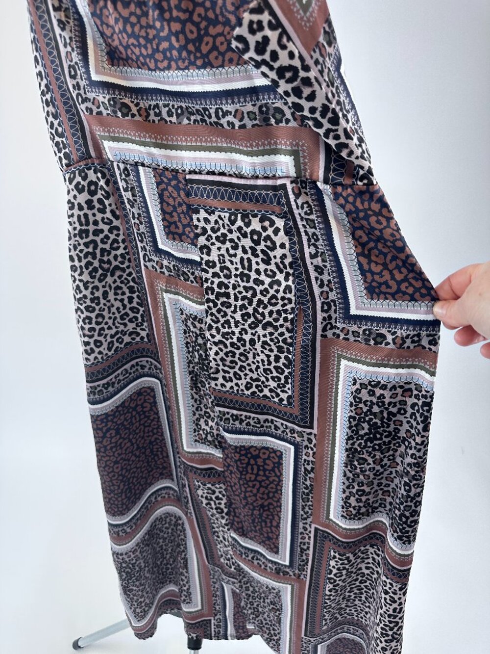 Boohoo Leopard Print Midi Slip Dress Size 12 Spaghetti Strap - Picture 4 of 9